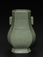 Suspension Vase, 1723-1735. Creator: Unknown.