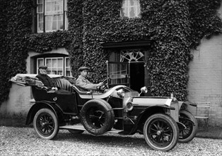 1914 Wolseley 24-30hp. Creator: Unknown.