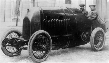 1912 Fiat S76, Nazzaro at the wheel with Fagano. Creator: Unknown.