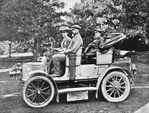 1904 Gardner-Serpollet steam car. Creator: Unknown.