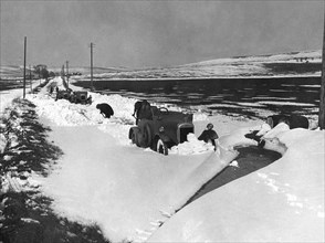 G.W.K. stuck in snowdrifts 1921. Creator: Unknown.
