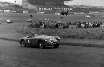 MGA , C. Shove at Brands Hatch 26/12/1957. Creator: Unknown.