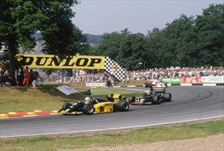 Minardi M85B, Andrea De Cesaris, 1986 British Grand Prix, Brands Hatch. Creator: Unknown.