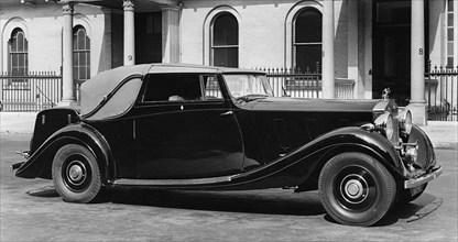 1936 Rolls - Royce Phantom III drophead coupe by Gurney Nutting. Creator: Unknown.