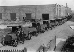 1915 Daimler B types for War Office. Creator: Unknown.