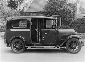 1933 Austin 12.8hp taxi cab. Creator: Unknown.