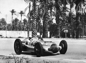Mercedes Benz W154, Hermann Lang, Tripoli Grand Prix 1938. Creator: Unknown.