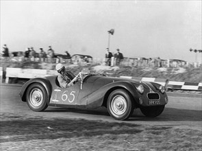 1951 Connaught L2 at Brands Hatch in 1956. Creator: Unknown.