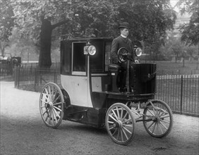 1896 Bersey Electric cab. Creator: Unknown.