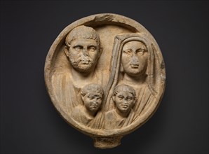 marbre funerary relief, 2nd-3rd century A.D.. Creator: Unknown.