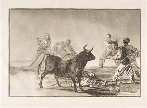 Plate 12 from the 'Tauromaquia': The crowd hamstrings the bull with lances, sickles, bande..., 1816. Creator: Francisco Goya.