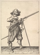 A soldier blowing on a match, from the Musketeers series, plate 40, in Wapenhandelinghe van Ro.... Creator: Unknown.