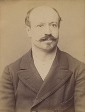 Favre. Sébastien. 36 ans, né à St étienne (Loire). Négociant. Port d'arme prohibée, anarchiste. 20/2/94. , 1894.
