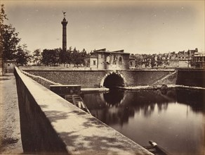 Barracks Post, Place de la Bastille; Canal Tunnel and July Column, 1871.