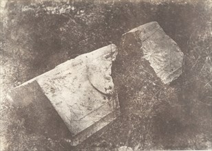 Jérusalem, Tombeau des rois de Juda, Fragments d'un sarcophage, 1854.