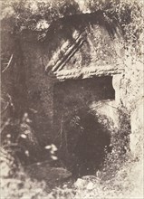 Jérusalem, Vallée de Hinnom, Tombeau antique à fronton triangulaire et à crossettes, 1854.