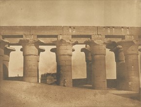 Grande Colonnade du Palais d'Aménophis III, à Luxor, Thèbes, 1849-50.