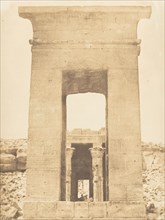Propylon du Temple de Dandour (Tropique du Cancer), April 1850.