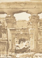 Temple de Kalabcheh - Entre colonnement médial du Pronaos, April 8, 1850.
