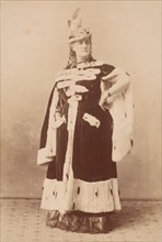 [La Comtesse in Ermine Cape], 1860s.
