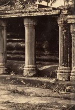 Grande Pagode - Colonnade de l'Esplanade, 1866.