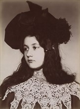 Denise Zola, ca. 1900.