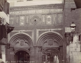 Caire. Mosquée el-Arhar, détails de la porte, 1870s.