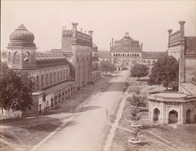 Rumi Darwaza and gateway of the Bara Imambara (left) with 'jawab' (Facsimilie Gateway) opposite, 1860s-70s.