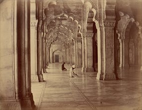 Moti Masjid: Pearl Mosque in Interior of Fort Agra, 1860s-70s.