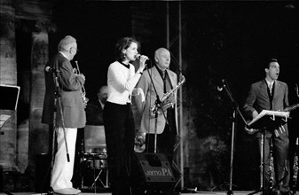 Stacey Kent, Humphrey Lyttelton, Jimmy Hastings, Jim Tomlinson, Hever Castle, Hever, Kent, July 1999 Creator: Brian O'Connor.