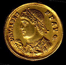 Gold Solidus of Valens (364-78), Byzantine, 364-378.