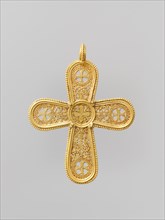 Gold Cross Pendant, Byzantine, 500-700.