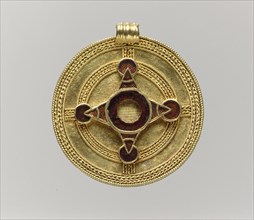 Pendant, Anglo-Saxon, early 600s.