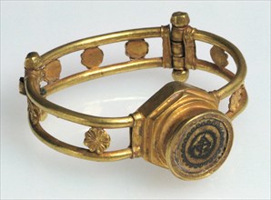 Gold and Niello Bracelet, Byzantine, 5th-6th century.