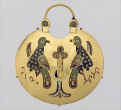 Temple Pendant with Two Birds Flanking a Tree of Life (front) and Geometric Lead Motifs (back), Kievan Rus, ca. 1000-1200.
