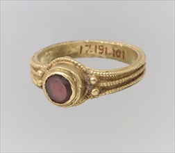 Finger Ring, Langobardic, 4th-7th century.