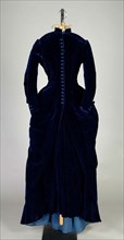 Afternoon dress, American, 1888-90.