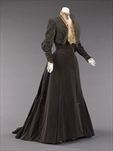 Afternoon dress, French, 1889.