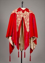 Evening cape, French, 1895-1905.