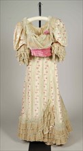 Evening dress, French, 1896-97.