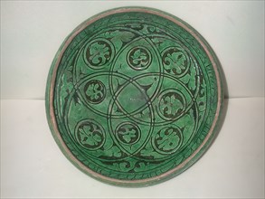 Garrus-ware Bowl, Iran, 12th-13th century.