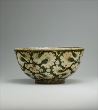 Polychrome Bowl with Cloud Decoration, Iran, late 17th-early 18th century.
