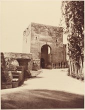 Grenade, Alhambra, Porte d'Entree de la Forteresse, 1860.