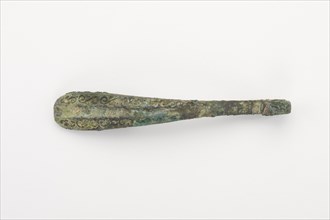Garment hook (gou), Eastern Zhou dynasty, 4th-3rd century BCE. Creator: Unknown.