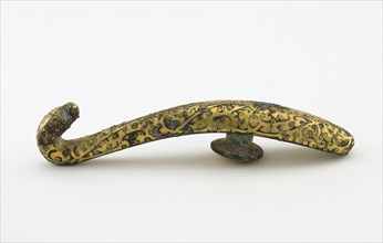 Garment hook (daigou) with interlace, Late Eastern Zhou dynasty, 5th-4th century BCE. Creator: Unknown.
