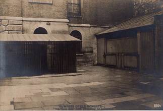 Glimpses of Old Newgate - Visiting Box and Exterior of Scaffold, c1900.  Creator: Rotophot.