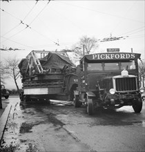 Pickfords low loader lorry, Newcastle Upon Tyne, 11/1949. Creator: John Laing plc.