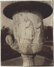 Versailles, Vase par Cornu, 1904. Creator: Eugene Atget.