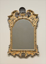 Mirror, England, 1720/30. Creator: Unknown.