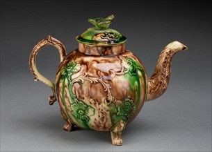 Teapot, Staffordshire, 1760/70. Creator: Staffordshire Potteries.